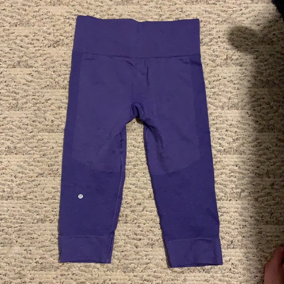 Purple Lululemon Leggings - Picture 2 of 3